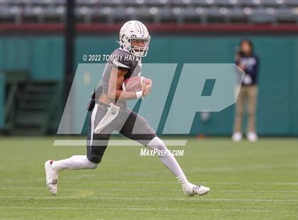 Thumbnail 1 in Lewisville vs. Keller (UIL 6A D1 Region Playoff) photogallery.