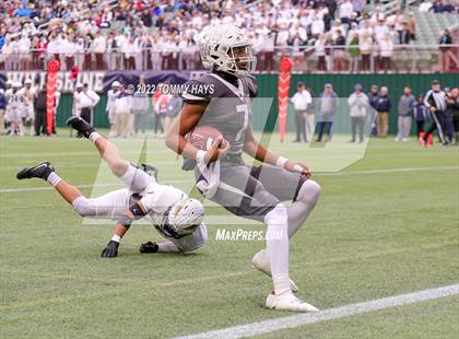 Thumbnail 1 in Lewisville vs. Keller (UIL 6A D1 Region Playoff) photogallery.