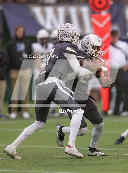 Thumbnail 2 in Lewisville vs. Keller (UIL 6A D1 Region Playoff) photogallery.