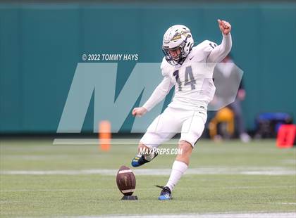 Thumbnail 2 in Lewisville vs. Keller (UIL 6A D1 Region Playoff) photogallery.