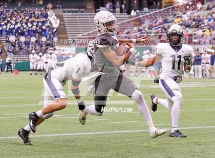 Thumbnail 3 in Lewisville vs. Keller (UIL 6A D1 Region Playoff) photogallery.
