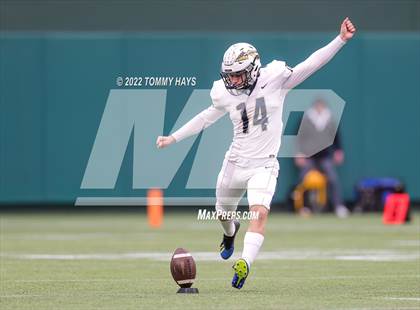 Thumbnail 3 in Lewisville vs. Keller (UIL 6A D1 Region Playoff) photogallery.