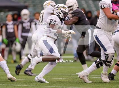 Thumbnail 3 in Lewisville vs. Keller (UIL 6A D1 Region Playoff) photogallery.