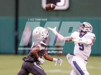 Thumbnail 2 in Lewisville vs. Keller (UIL 6A D1 Region Playoff) photogallery.