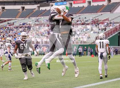 Thumbnail 3 in Lewisville vs. Keller (UIL 6A D1 Region Playoff) photogallery.