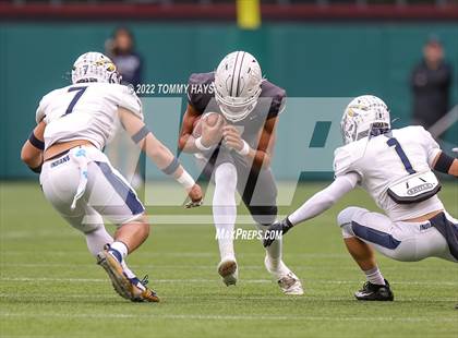 Thumbnail 3 in Lewisville vs. Keller (UIL 6A D1 Region Playoff) photogallery.