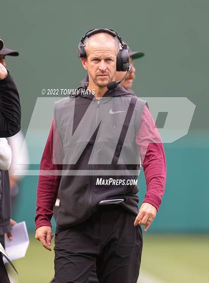 Thumbnail 3 in Lewisville vs. Keller (UIL 6A D1 Region Playoff) photogallery.