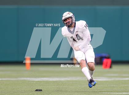 Thumbnail 3 in Lewisville vs. Keller (UIL 6A D1 Region Playoff) photogallery.