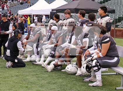 Thumbnail 2 in Lewisville vs. Keller (UIL 6A D1 Region Playoff) photogallery.