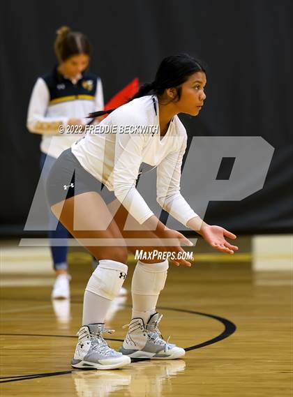Thumbnail 3 in Whitesboro vs. Farmersville (Denison Invitational Showcase) photogallery.
