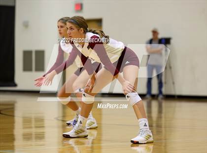 Thumbnail 3 in Whitesboro vs. Farmersville (Denison Invitational Showcase) photogallery.