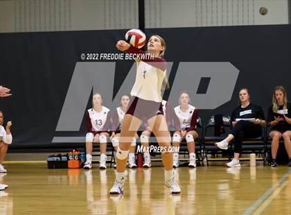 Thumbnail 1 in Whitesboro vs. Farmersville (Denison Invitational Showcase) photogallery.