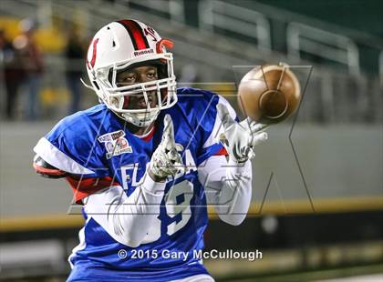 Thumbnail 2 in 2015 War of the Border All-Star Game photogallery.