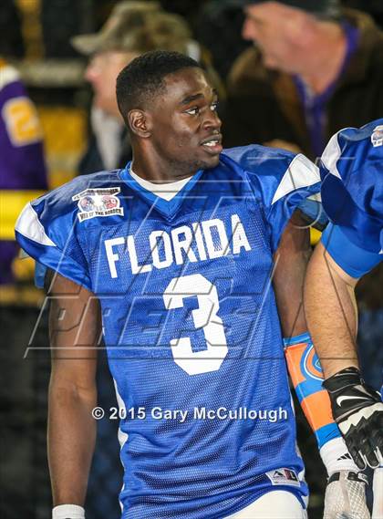 Thumbnail 3 in 2015 War of the Border All-Star Game photogallery.