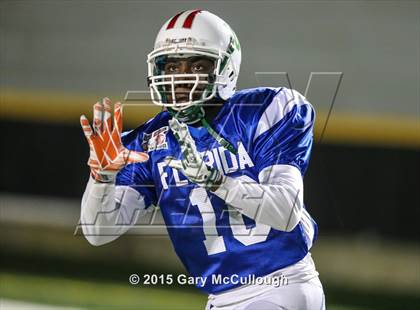 Thumbnail 2 in 2015 War of the Border All-Star Game photogallery.