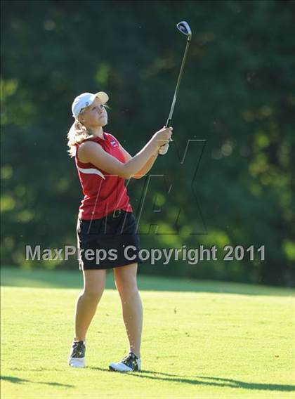 Thumbnail 2 in Tri-Nine Golf Match @ Crooked Creek Golf Course photogallery.