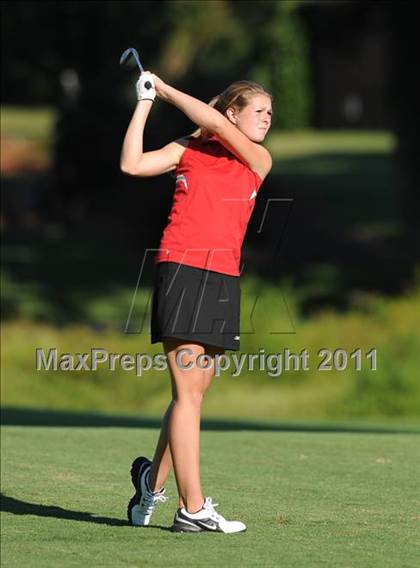 Thumbnail 3 in Tri-Nine Golf Match @ Crooked Creek Golf Course photogallery.