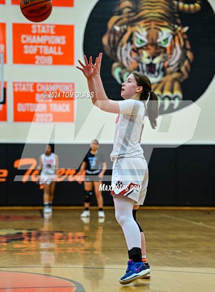 Thumbnail 2 in Warhill @ Tabb photogallery.