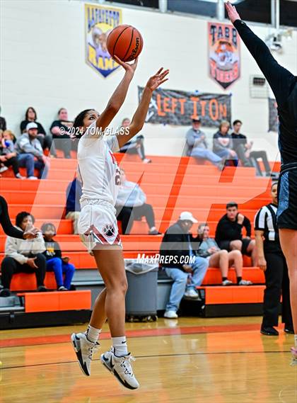 Thumbnail 3 in Warhill @ Tabb photogallery.