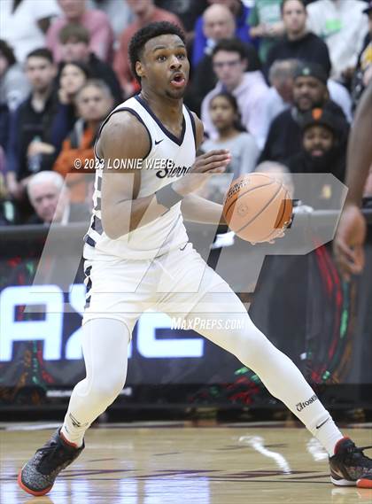 Thumbnail 2 in Christopher Columbus vs Sierra Canyon (Spalding Hoophall Classic) photogallery.