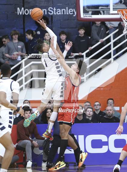 Thumbnail 1 in Christopher Columbus vs Sierra Canyon (Spalding Hoophall Classic) photogallery.