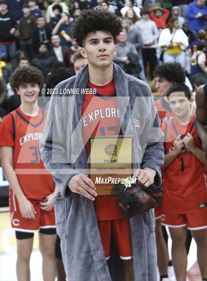 Thumbnail 1 in Christopher Columbus vs Sierra Canyon (Spalding Hoophall Classic) photogallery.