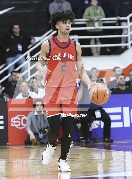 Thumbnail 1 in Christopher Columbus vs Sierra Canyon (Spalding Hoophall Classic) photogallery.