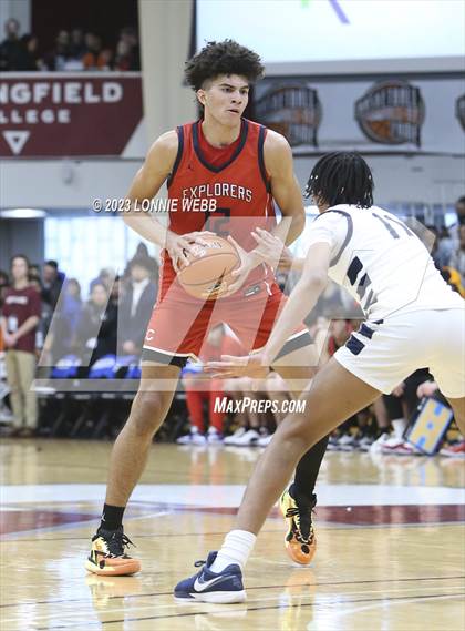 Thumbnail 1 in Christopher Columbus vs Sierra Canyon (Spalding Hoophall Classic) photogallery.