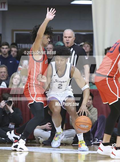Thumbnail 3 in Christopher Columbus vs Sierra Canyon (Spalding Hoophall Classic) photogallery.