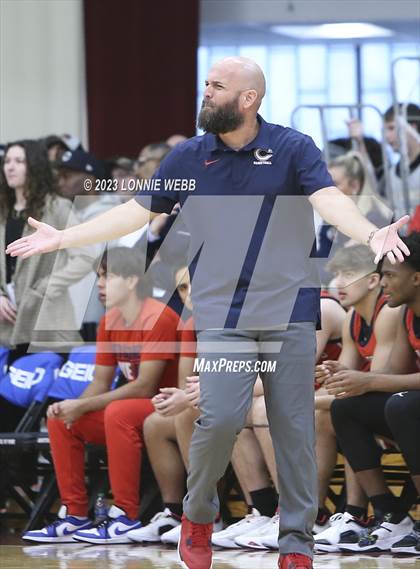 Thumbnail 3 in Christopher Columbus vs Sierra Canyon (Spalding Hoophall Classic) photogallery.