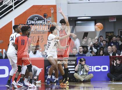 Thumbnail 1 in Christopher Columbus vs Sierra Canyon (Spalding Hoophall Classic) photogallery.
