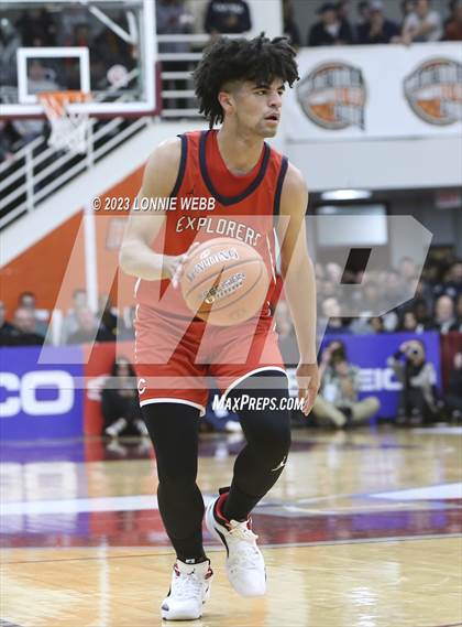 Thumbnail 1 in Christopher Columbus vs Sierra Canyon (Spalding Hoophall Classic) photogallery.