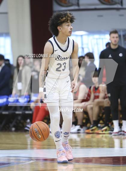 Thumbnail 3 in Christopher Columbus vs Sierra Canyon (Spalding Hoophall Classic) photogallery.