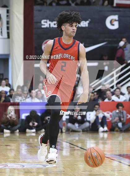 Thumbnail 2 in Christopher Columbus vs Sierra Canyon (Spalding Hoophall Classic) photogallery.