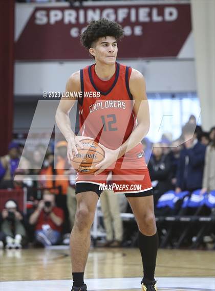 Thumbnail 2 in Christopher Columbus vs Sierra Canyon (Spalding Hoophall Classic) photogallery.
