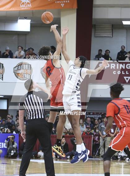 Thumbnail 1 in Christopher Columbus vs Sierra Canyon (Spalding Hoophall Classic) photogallery.