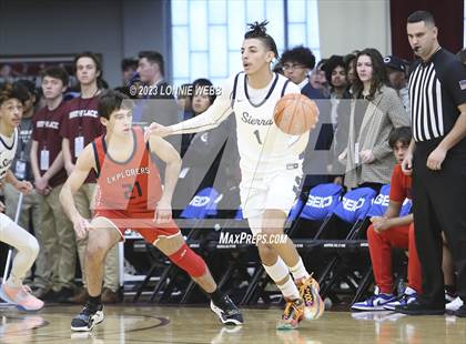 Thumbnail 3 in Christopher Columbus vs Sierra Canyon (Spalding Hoophall Classic) photogallery.