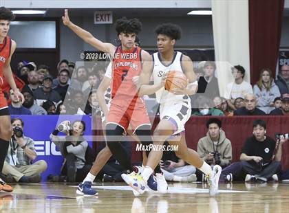 Thumbnail 1 in Christopher Columbus vs Sierra Canyon (Spalding Hoophall Classic) photogallery.