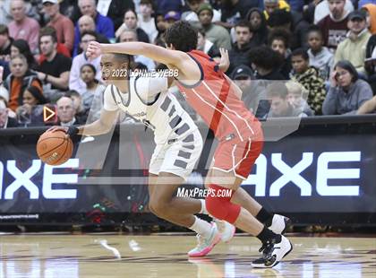 Thumbnail 2 in Christopher Columbus vs Sierra Canyon (Spalding Hoophall Classic) photogallery.