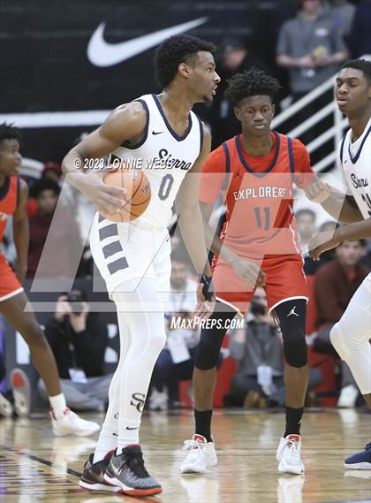Thumbnail 1 in Christopher Columbus vs Sierra Canyon (Spalding Hoophall Classic) photogallery.