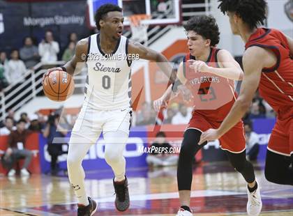 Thumbnail 2 in Christopher Columbus vs Sierra Canyon (Spalding Hoophall Classic) photogallery.