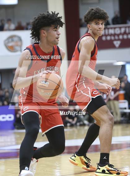 Thumbnail 1 in Christopher Columbus vs Sierra Canyon (Spalding Hoophall Classic) photogallery.