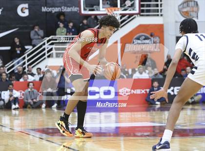 Thumbnail 1 in Christopher Columbus vs Sierra Canyon (Spalding Hoophall Classic) photogallery.