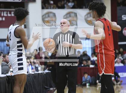Thumbnail 3 in Christopher Columbus vs Sierra Canyon (Spalding Hoophall Classic) photogallery.