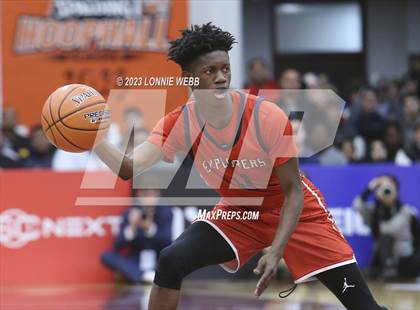 Thumbnail 3 in Christopher Columbus vs Sierra Canyon (Spalding Hoophall Classic) photogallery.