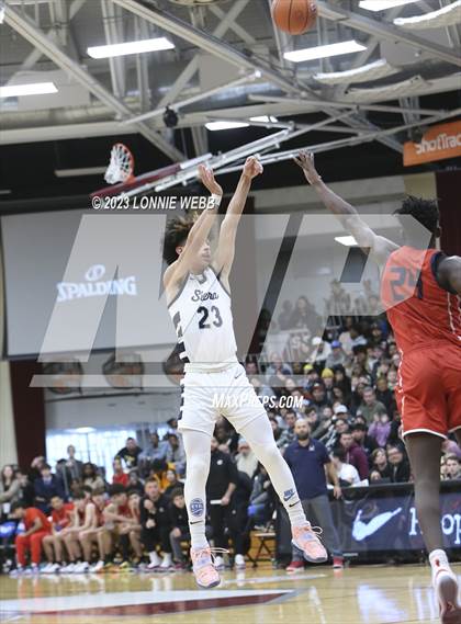 Thumbnail 2 in Christopher Columbus vs Sierra Canyon (Spalding Hoophall Classic) photogallery.