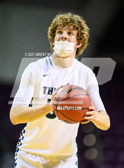 Thumbnail 1 in George Washington vs. ThunderRidge (CHSAA 5A Finals) photogallery.