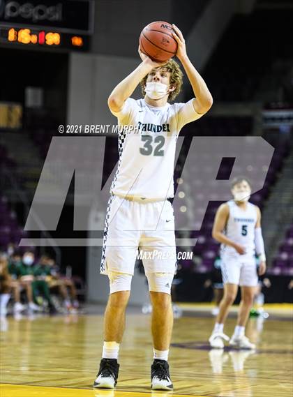 Thumbnail 2 in George Washington vs. ThunderRidge (CHSAA 5A Finals) photogallery.