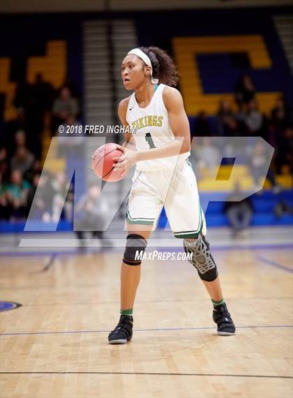 Thumbnail 3 in Langley vs. Woodbridge (VHSL Quarterfinal) photogallery.