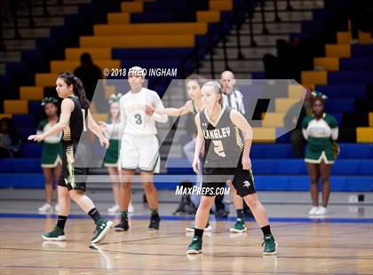 Thumbnail 3 in Langley vs. Woodbridge (VHSL Quarterfinal) photogallery.
